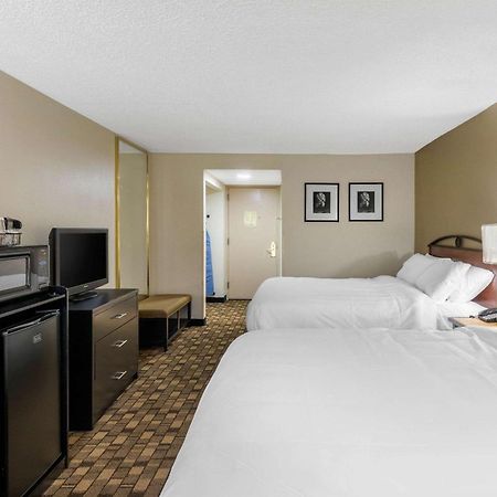 Quality Inn Tyler - Lindale Екстер'єр фото