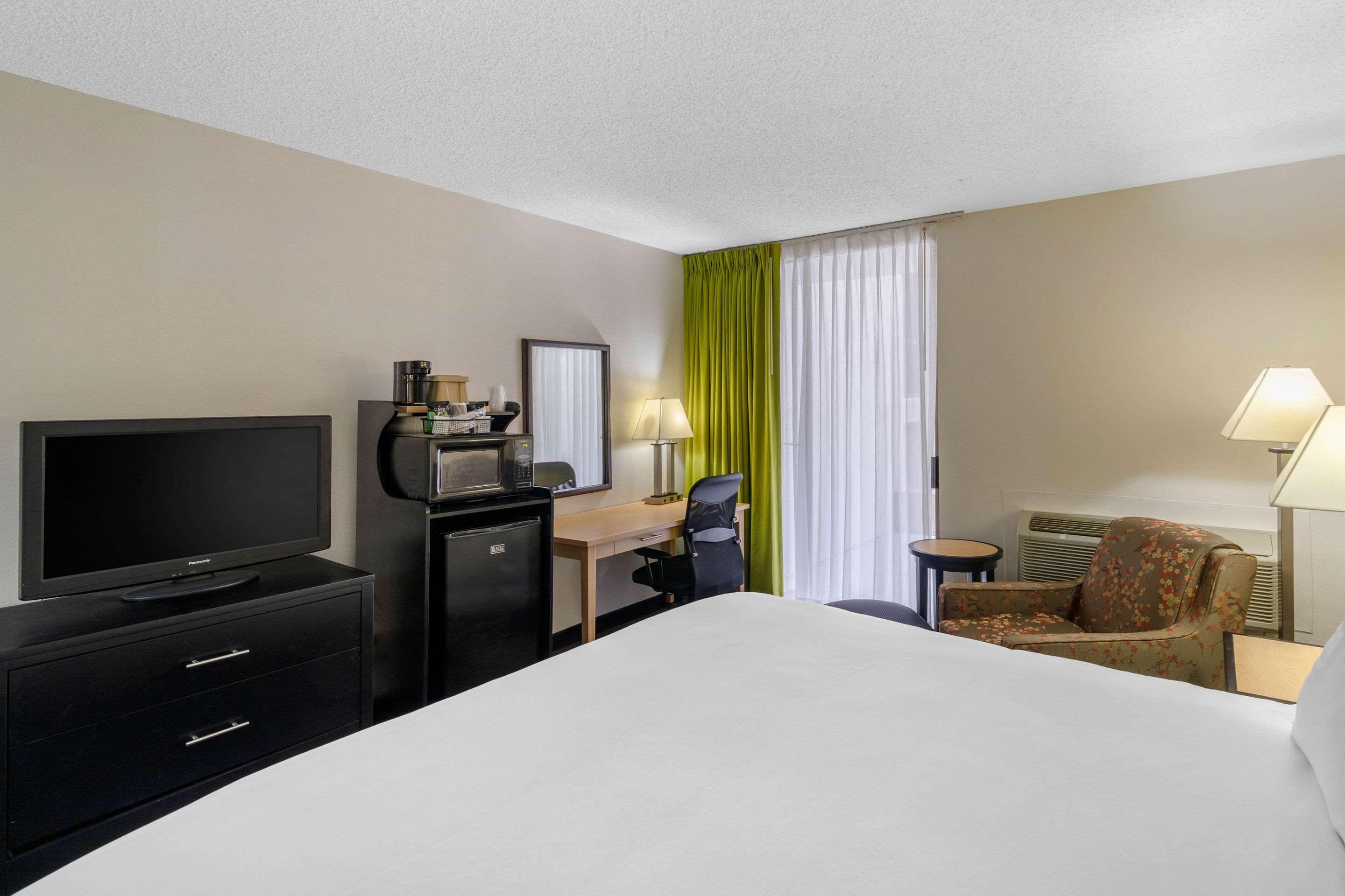 Quality Inn Tyler - Lindale Екстер'єр фото