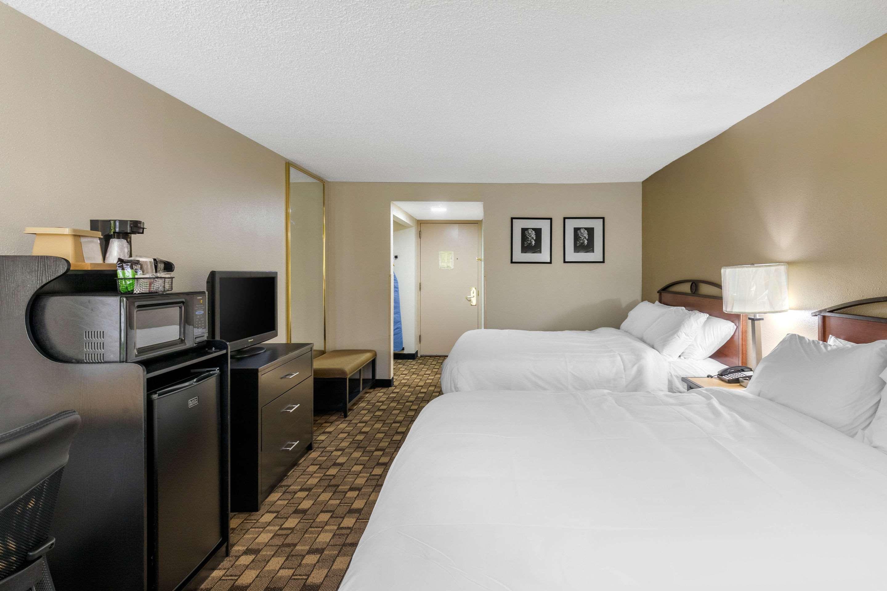 Quality Inn Tyler - Lindale Екстер'єр фото