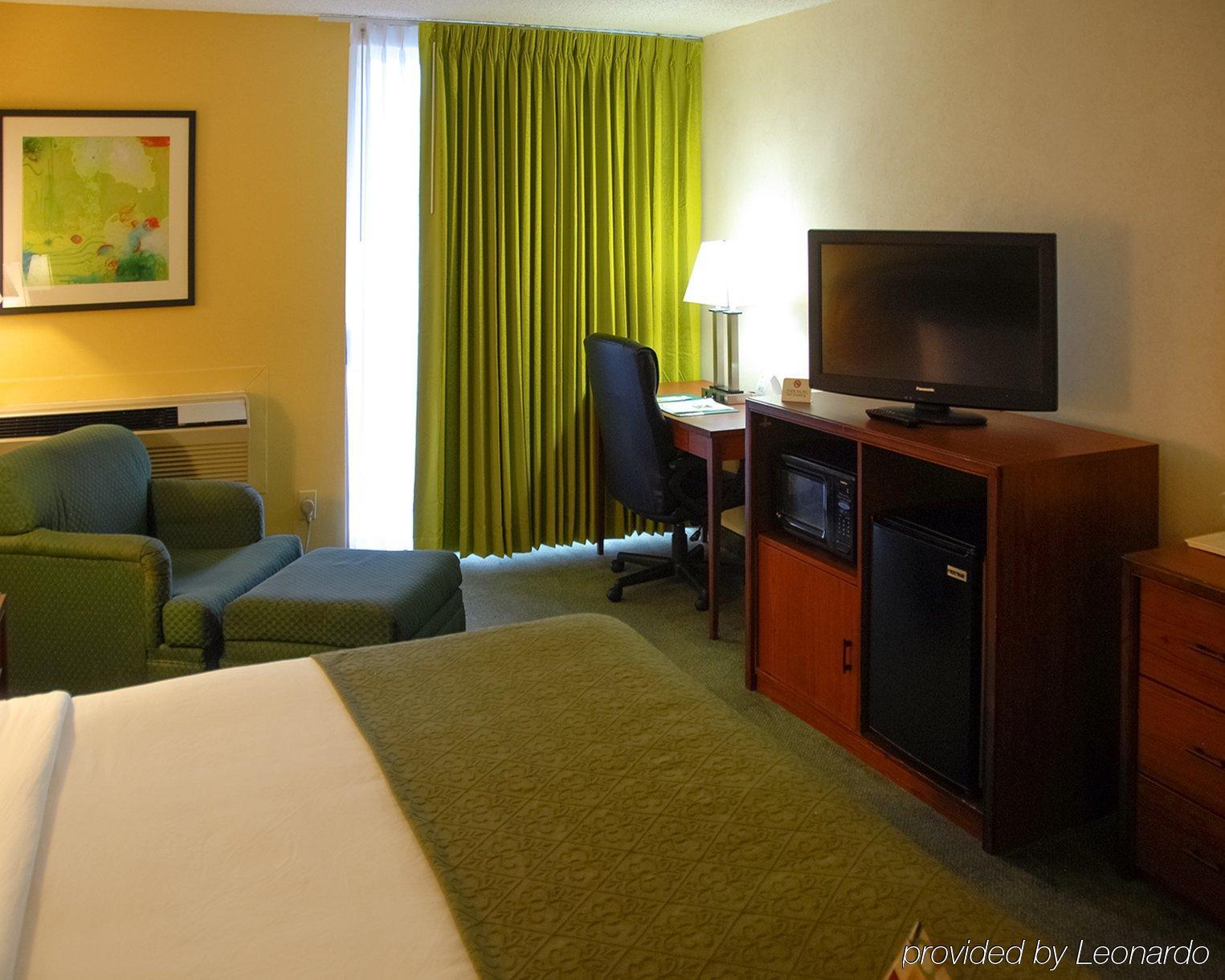 Quality Inn Tyler - Lindale Екстер'єр фото